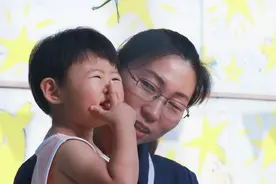 视频│被留守“复刻”的童年图片