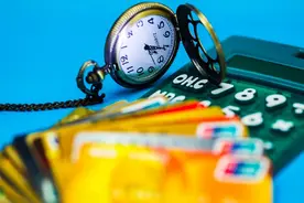 欠200元要还3万！信用卡透支11年如何“利滚利”？图片