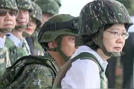 退役台军老兵讲服役经历：如果两岸开战 我叮嘱儿子一枪干掉让他冲锋的长官图片