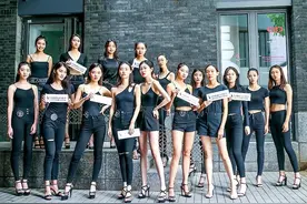 中国国际时装周模特面试开启 斗鱼独家直播揭秘全程图片