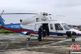 广东阳江一船翻沉 南海救助局开展立体紧急救援图片