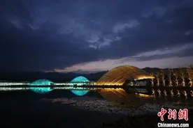 山西太原“储煤坑”“坍塌地”变身植物园 填补山西空白图片
