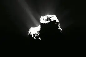 彗星也有极光？图片