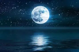 夜听｜月光所至，皆是思念图片