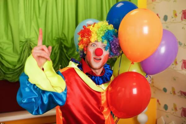 美翻了！沈阳竟藏着一座彩色童话小镇！今天开始……