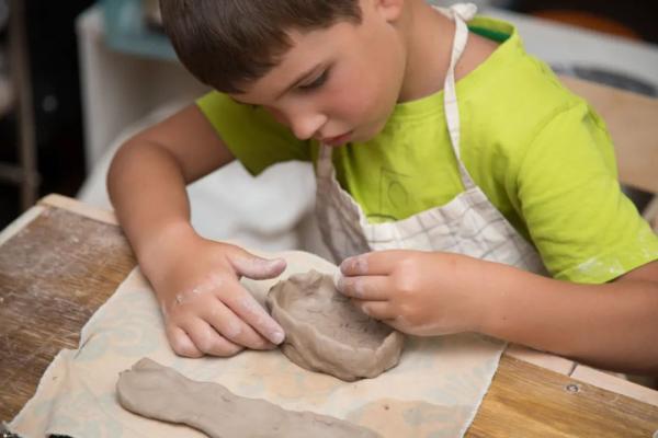 美翻了！沈阳竟藏着一座彩色童话小镇！今天开始……