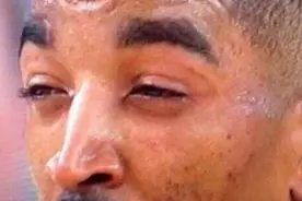 JR吐槽裁判：史上最无意义的吹罚图片