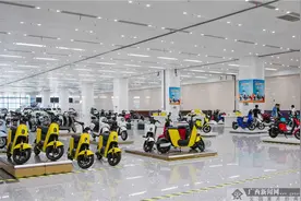 买车办证一条龙 南宁会展中心电动车商城正式开业图片