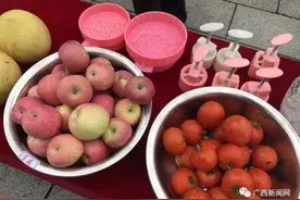南宁动物园大熊猫也吃上了“月饼”一大波萌图来袭图片