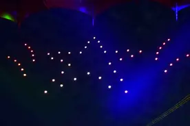 万人同唱一首歌！杭州宋城举行为祖国献礼特别活动，10月1日到5日天天有图片
