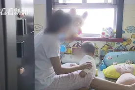 家里1岁“吞金兽‘把小金猪嚼碎吞了！妈妈吓坏图片