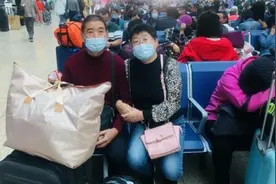 坐高铁看中国｜疫情后首次回乡，山东赵阿姨归心似箭难掩兴奋图片