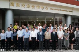 工作坊︱重审瘟疫和人的关系，疫情中的西医与中医图片