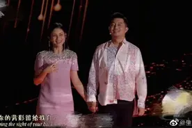 沙溢衬衫系错扣子？胡可晒图调侃老公是“买家秀”图片