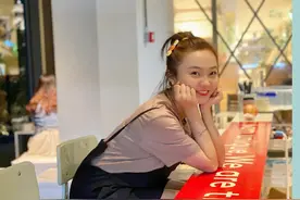 林妙可为庆祝新中国成立71周年清唱《我和我的祖国》视频封面