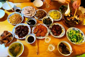吃上了迟到9个月的年夜饭，上海最早援鄂“逆行者”钟鸣：重归简单的生活，太美好图片