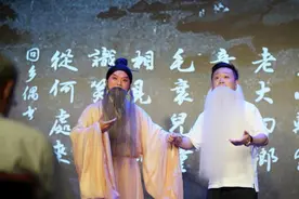 京剧音乐剧场《诗意中国·月光下的行走》申城上演图片