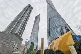 摩根大通成为陆家嘴上海中心大厦“超级租户”，华尔街正在“搬进”中国图片