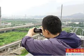 行7万公里拍十万照片 95后用镜头“追”高铁图片