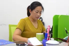 “黄毛丫头”也能做社工，用专业帮助青少年成长视频封面