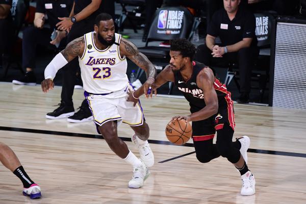 扳回一城！热火击败湖人，总决赛大比分扳成1比2