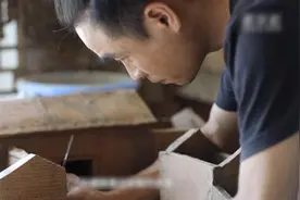 从土楼到徽派建筑，手艺人用土陶复原消失的民居视频封面