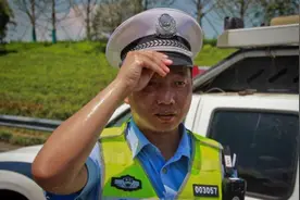 杭州这位新人在高速上16小时经历了所有该经历的，但还是被凌晨的意外感动……图片