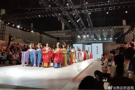 成都萤火虫漫展汉服秀取消 贷款参展商家崩溃！官方：三方联合发布补偿，未来6个月重办图片