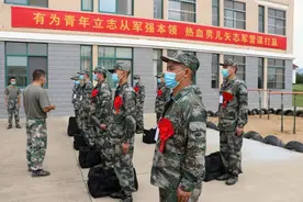 新兵连里“八大怪”，都会“见怪不怪”图片