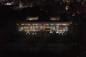 吉尔吉斯斯坦总统：有人试图在一夜间非法夺取政权，已命令安全部队不要开枪图片