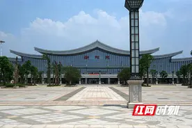 坐着高铁看湖南｜这个三线城市坐拥5个高铁站图片