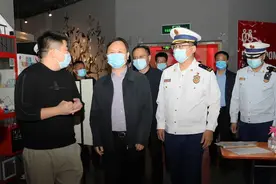 石迎军市长带队检查节日期间消防安全工作图片