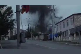 纳卡首府传出八声爆炸声 或遭到炮弹攻击图片