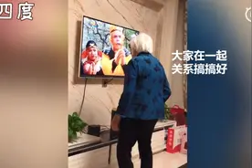 太可爱！奶奶看西游记入戏太深，急劝架：悟空别走图片