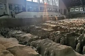 仅1小时，西安一景区3对家长把孩子弄丢了……图片