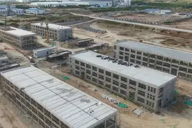 “软硬兼施”推动文登区化工产业园项目引进建设图片