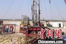 大庆钻探336名海外员工保石油生产：隆隆钻台寄相思图片
