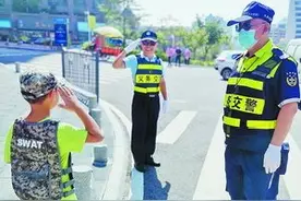 厦门湖里区：保质保量抓进度 跑出发展加速度图片