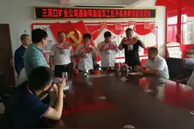 山能枣矿三河口公司开展全员自救器培训为安全增加砝码图片
