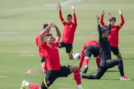 归化球员蒋光太首次亮相国足：外公是中国人，我妈为我自豪图片