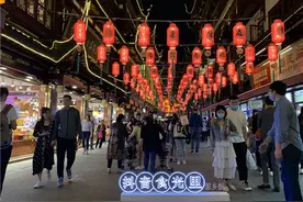不一样的家乡，抖音“百城家乡直播”走进上海图片