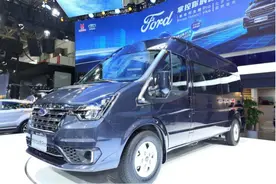 从商用物流到开发私人用户 福特新世代全顺新增自动挡车型图片