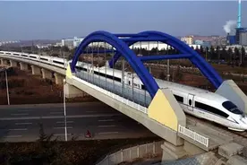 2小时23分！济南青岛间将开行一站直达动车图片