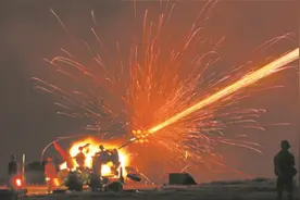 准星瞄向“极限射程”边界图片