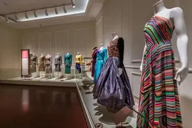 “颜”控的鉴色指南图片