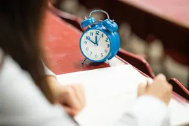 教儿童认字的洪恩教育赴美上市，首日股价上涨33%图片