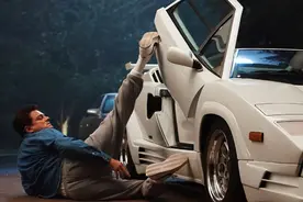 教你打开与豪车拍照的新方式图片