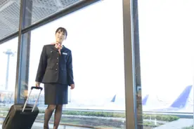 日本一航空公司允许全体员工做兼职：飞行员空姐都可以图片