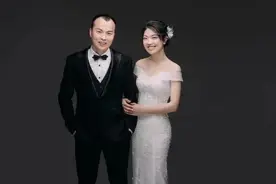 “感谢你，今天抽空和我结了个婚！”图片