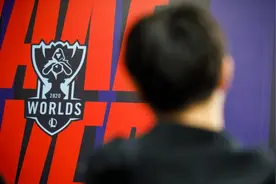 时隔五年LGD同天止步小组赛，成首支出局的LPL战队图片